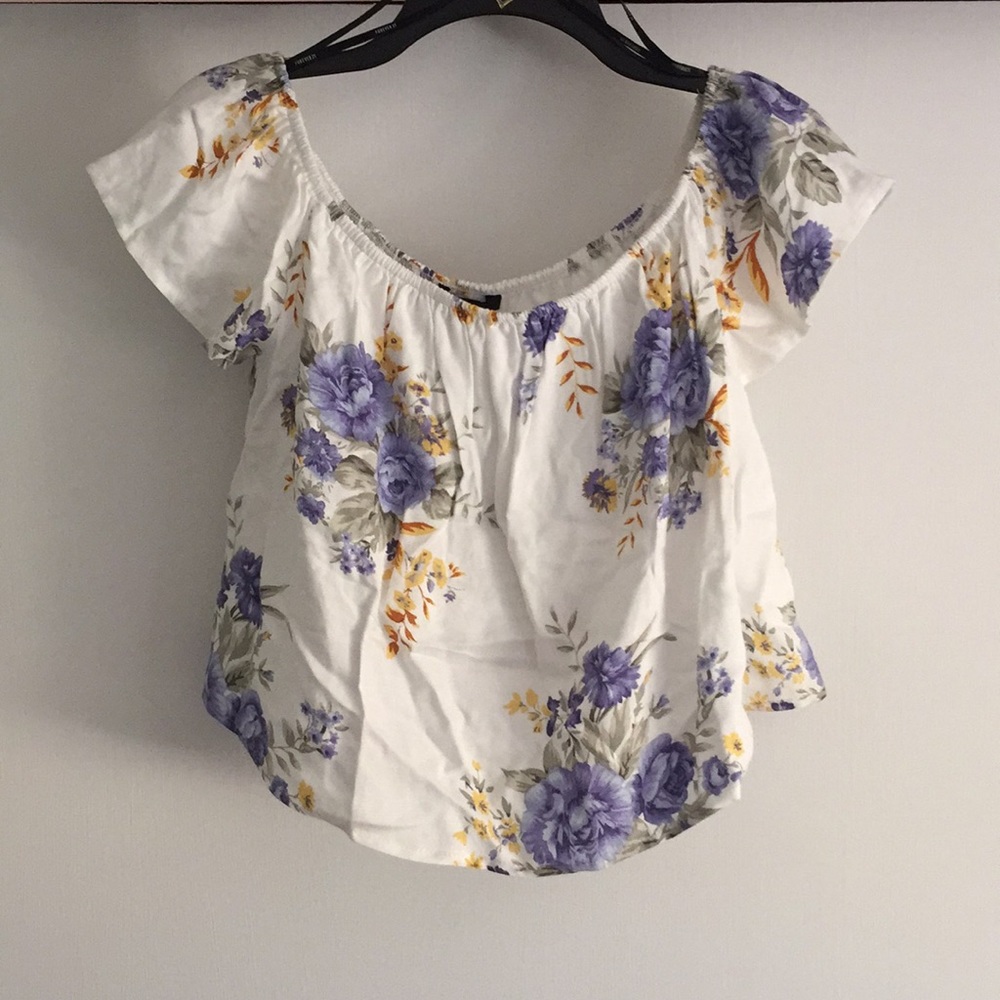 floral shirt